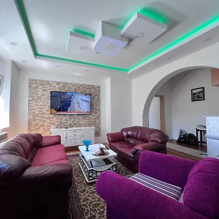 Apartment Fantasy Free Parking